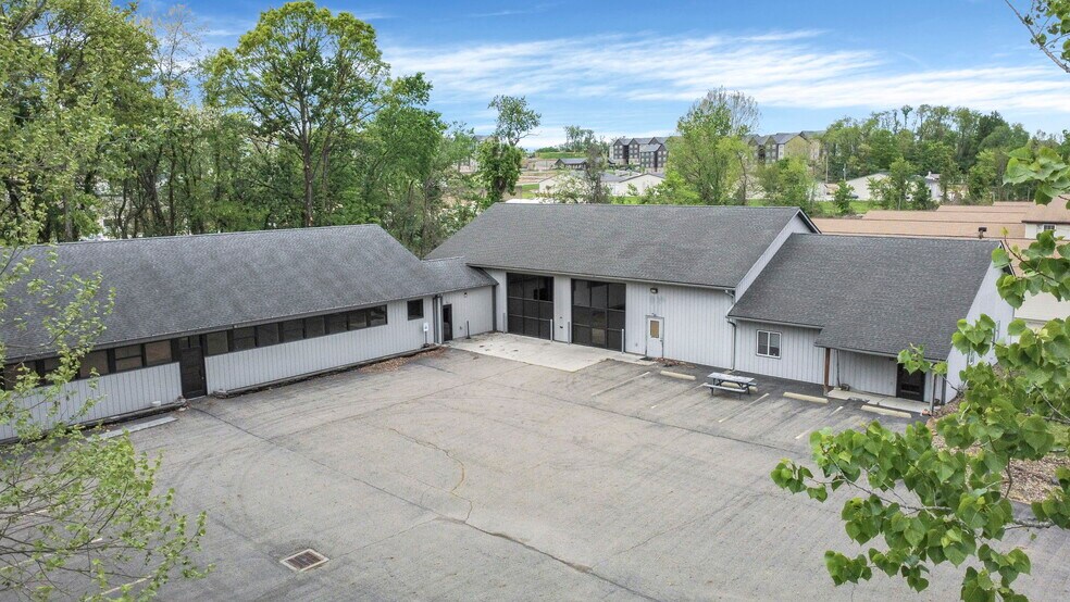 More Photos Of 1987 Coffman Rd, Newark Warehouse For Sale