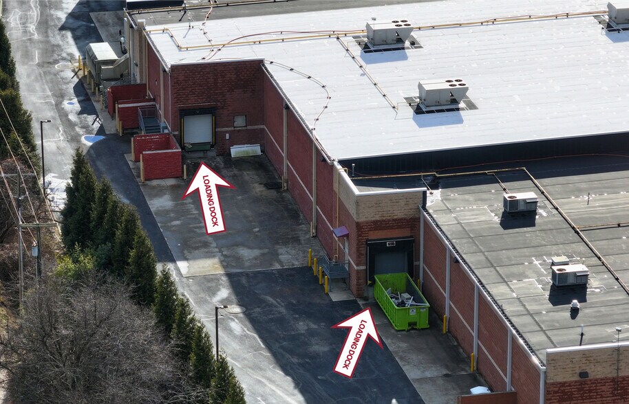 More Photos Of 145 Shoppers Way, Christiansburg General Retail For Lease