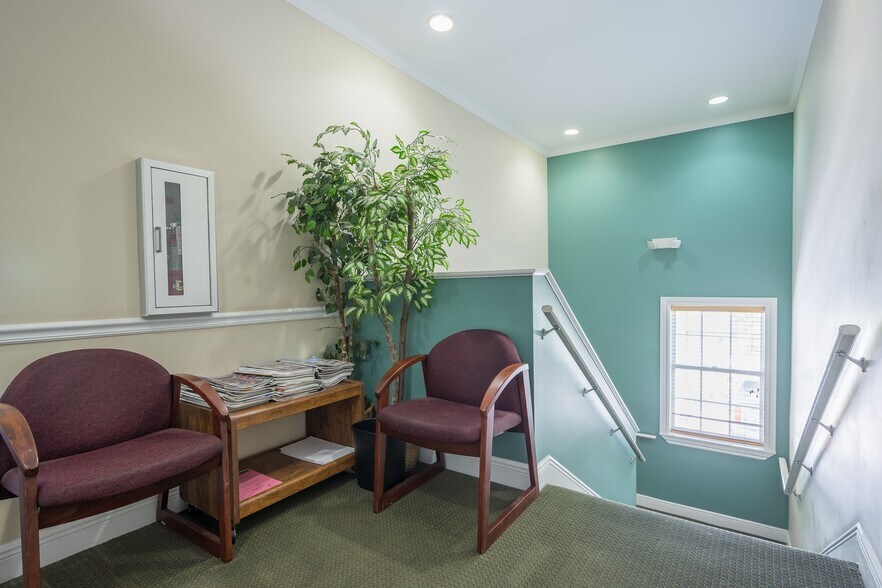More Photos Of 302 Southard St, Key West Office For Sale