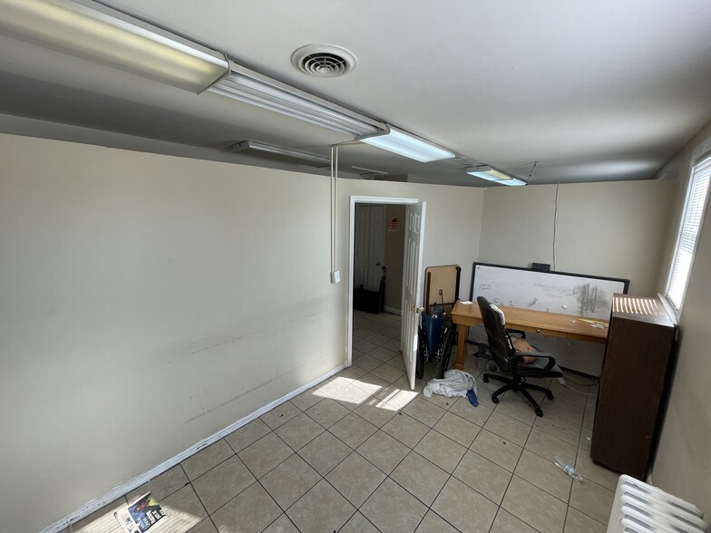 More Photos Of 2010-2012 Rhode Island Ave NE, Washington Storefront Retail Office For Lease