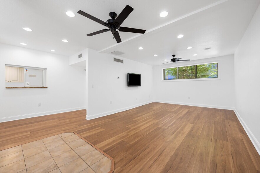 More Photos Of 100 SE 15th Ave, Fort Lauderdale Medical For Lease