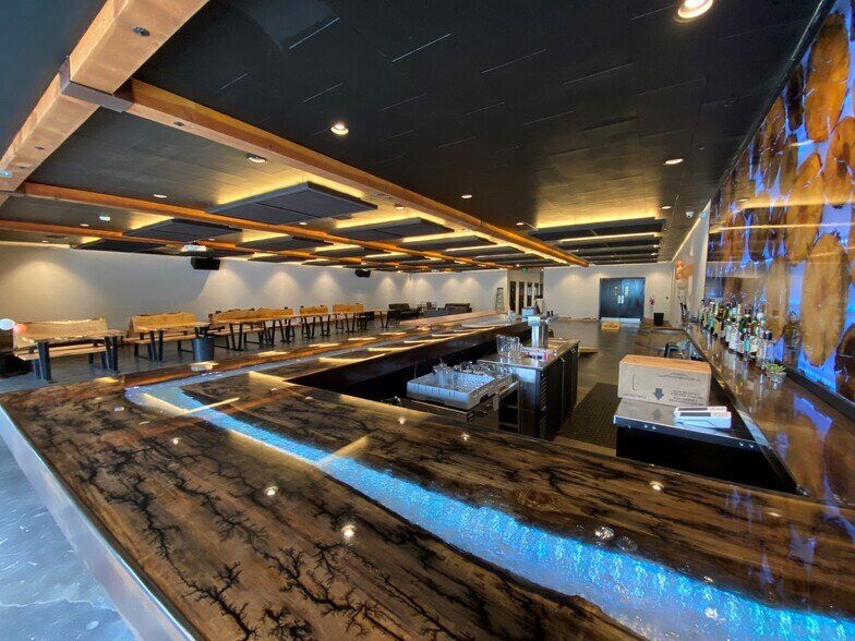 More Photos Of 1822 21st Ave, Forest Grove Restaurant For Sale