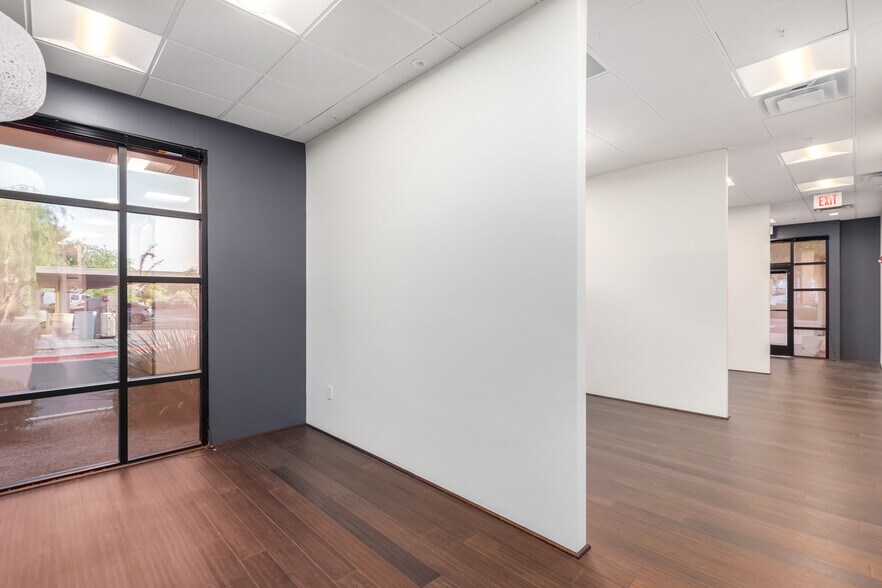 More Photos Of 8165 E Indian Bend Rd, Scottsdale Medical For Lease