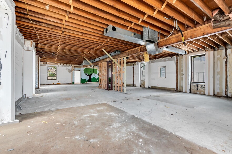 More Photos Of 441-443 E Westfield Ave, Roselle Park Medical For Sale