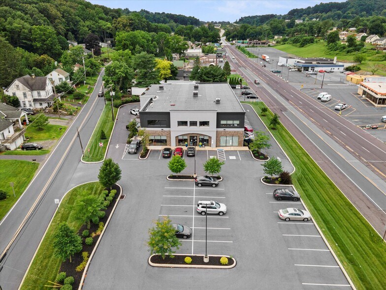 More Photos Of 2395 Lancaster Pike, Reading Coworking Space