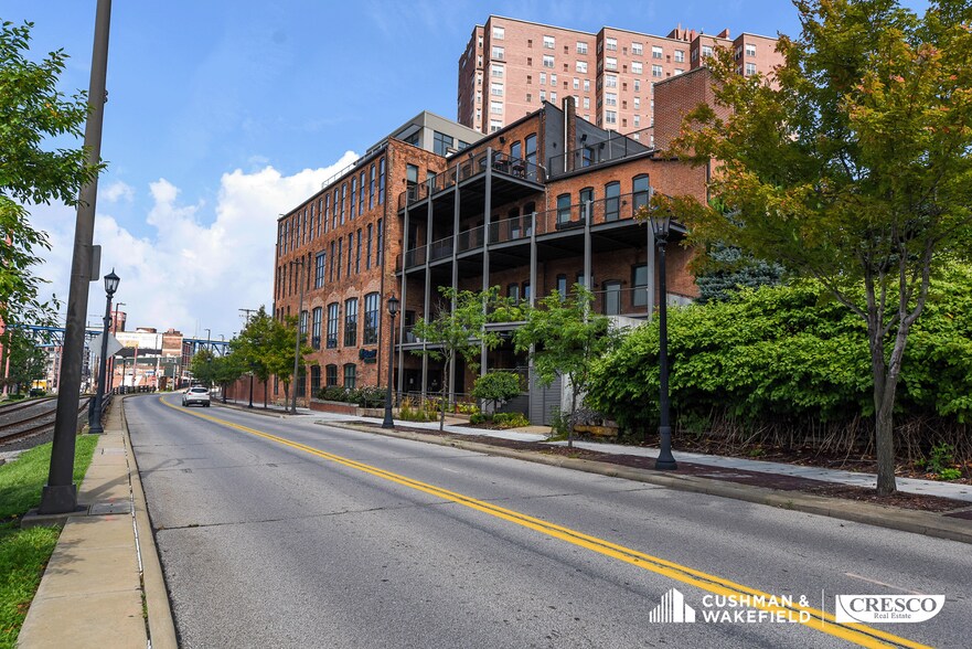 More Photos Of 1400 W 10th St, Cleveland Office For Lease