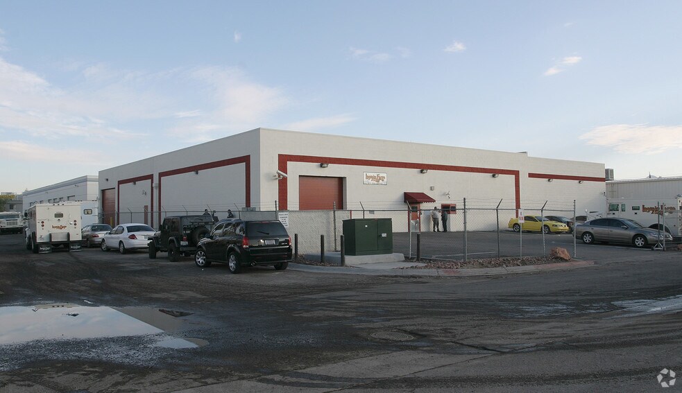 More Photos Of 3274 Palm Pky, Las Vegas Warehouse For Sale