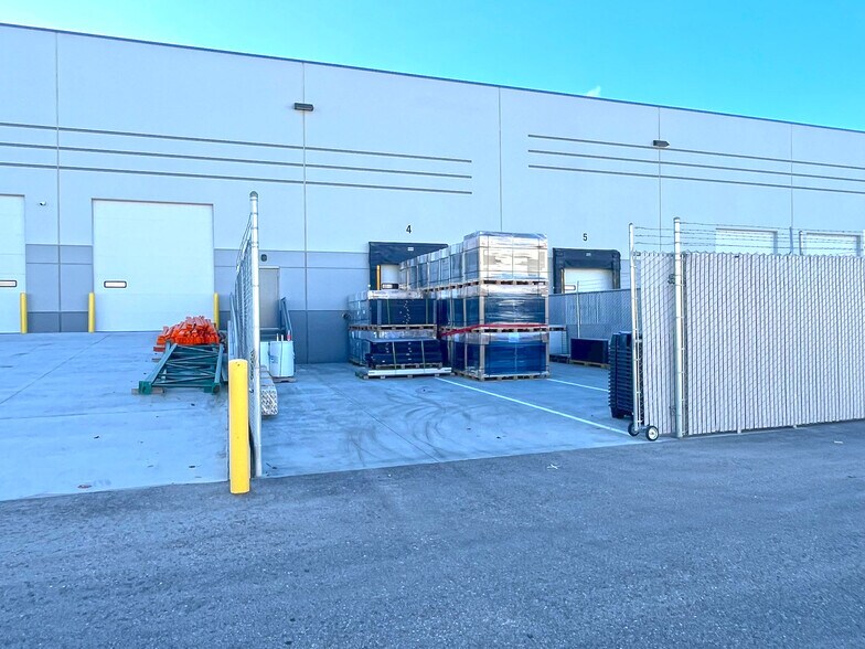 More Photos Of 55 N Truckee Ave, Meridian Distribution For Lease