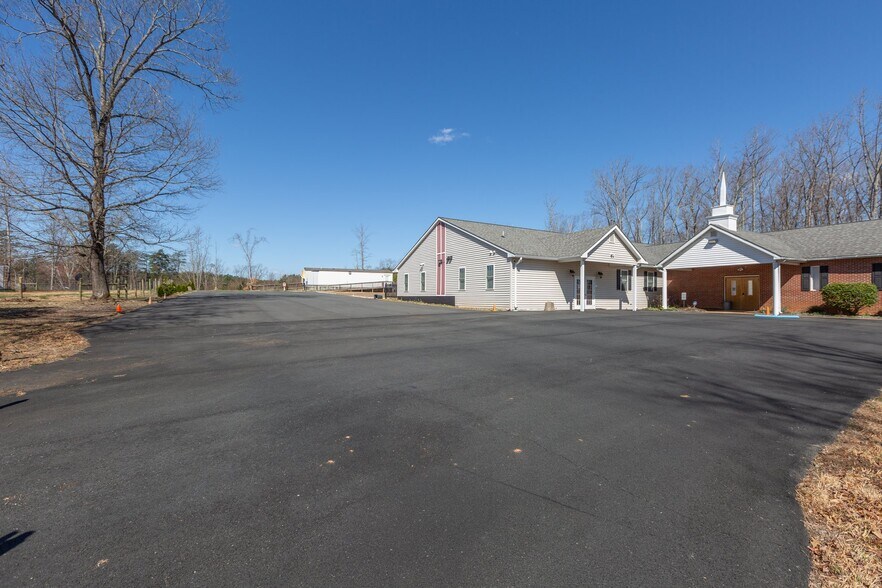 More Photos Of 378 John Tucker Rd, Madison Religious Facility For Sale