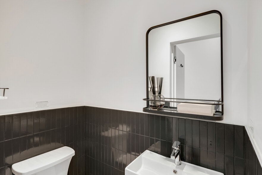 More Photos Of 68 Thomas St, New York Apartments For Sale