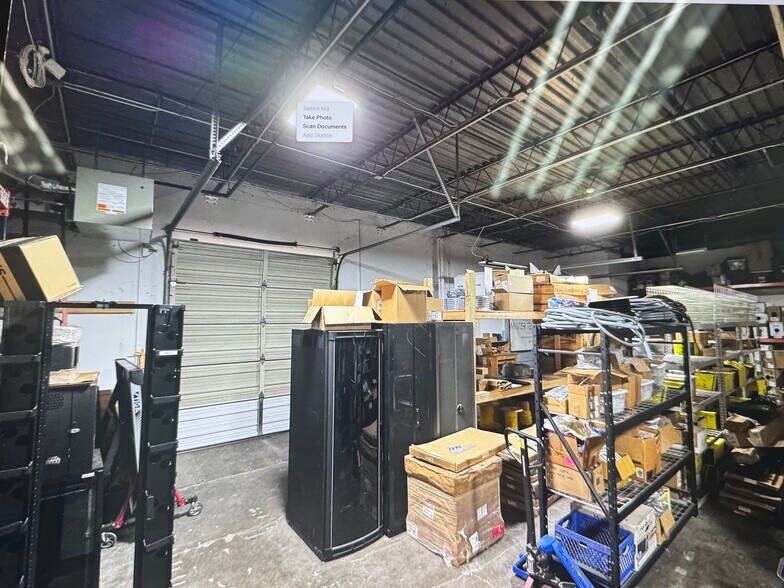 More Photos Of 1691 Shelby Oaks Dr N, Memphis Light Distribution For Lease