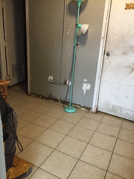 More Photos Of 223-225 Main St, Binghamton Auto Dealership For Sale