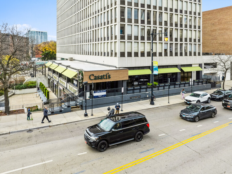 Primary Photo Of 444 W Fullerton Pky, Chicago General Retail For Sale