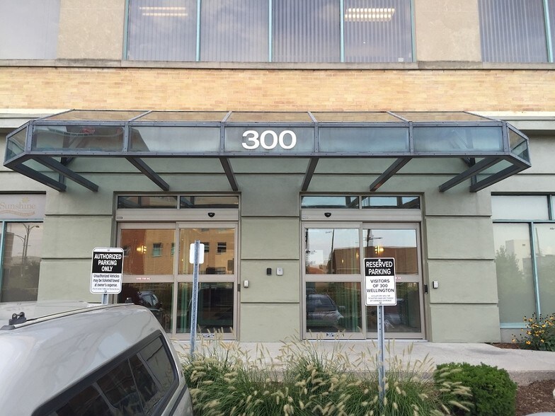 More Photos Of 300 Wellington St, London Office For Sale