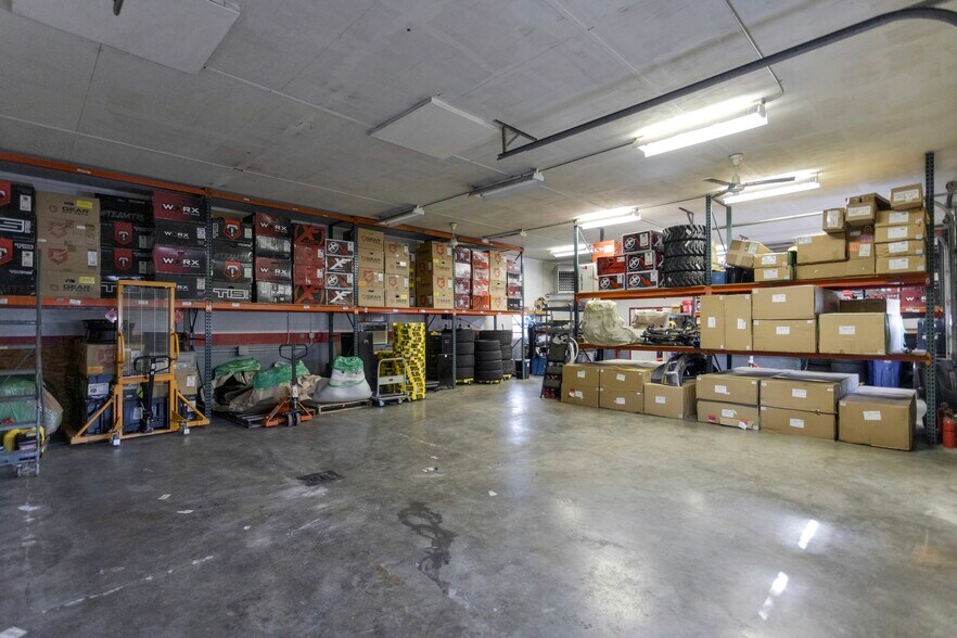 More Photos Of 510 W 28th St, Buena Vista Warehouse For Sale