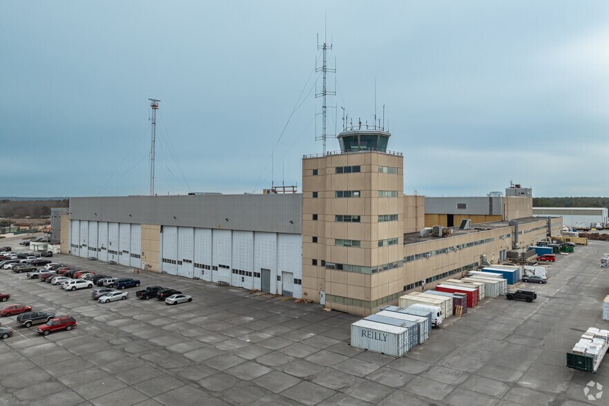 Primary Photo Of 901-931 Burman Blvd, Calverton Manufacturing For Lease