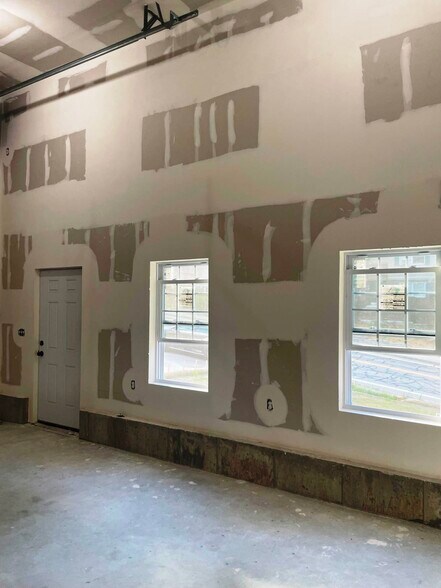 More Photos Of 33 Main St, Albion Medical For Lease