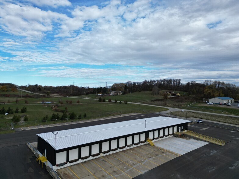 More Photos Of 1428 US-119, Mount Pleasant Truck Terminal For Sale