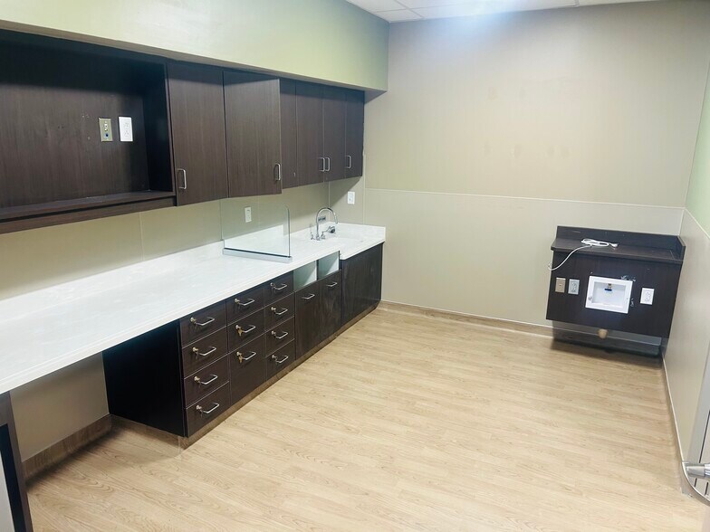 More Photos Of 102 Coyote Ln, Robersonville Medical For Lease