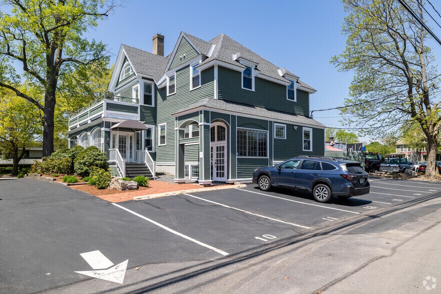 More Photos Of 1855 Elm St, Manchester Office For Lease