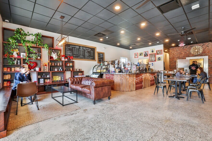 More Photos Of 50 Lafayette Ave, Suffern Freestanding For Sale