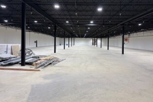 More Photos Of 330 E Route 22, Lake Zurich Warehouse For Sale