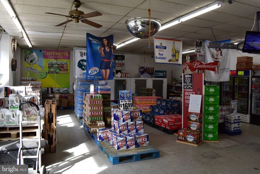 More Photos Of 4655-4661 Paul St, Philadelphia Light Distribution For Sale