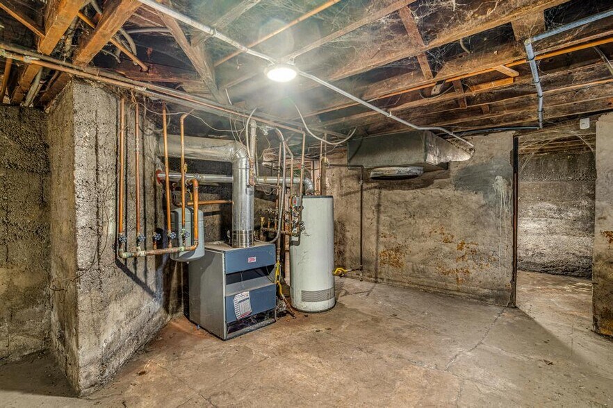 More Photos Of 4201 Burnham Ave, Toledo Apartments For Sale