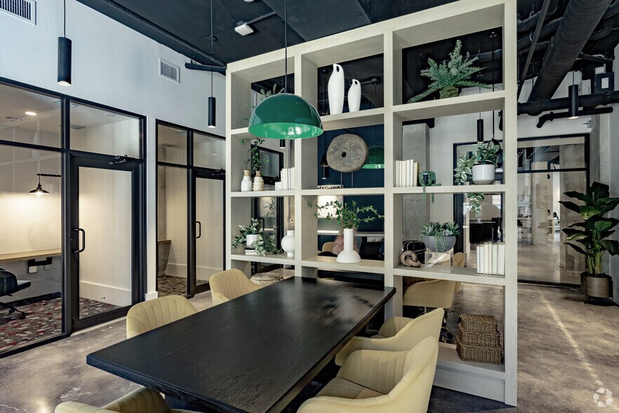 More Photos Of 609 2nd St, West Palm Beach Apartments For Lease