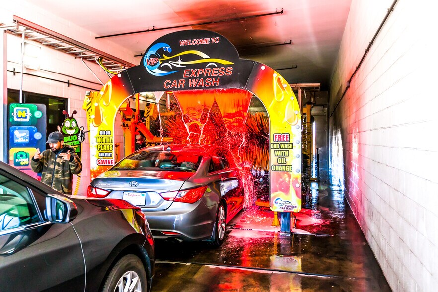 More Photos Of 17985 Bear Valley Rd, Hesperia Carwash For Sale