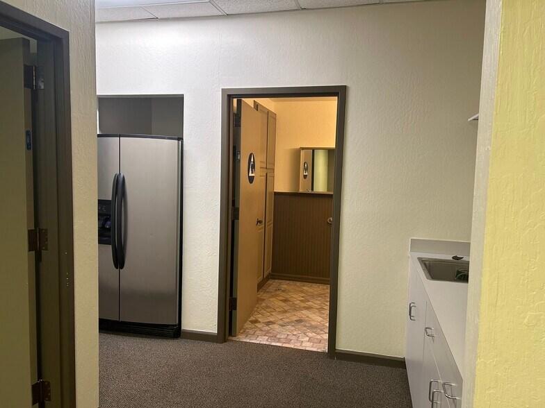 More Photos Of 5013 Forni Dr, Concord Warehouse For Lease