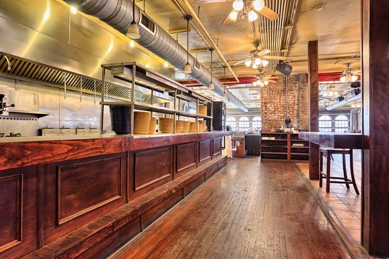 More Photos Of 321 N 2nd St, Harrisburg Restaurant For Lease