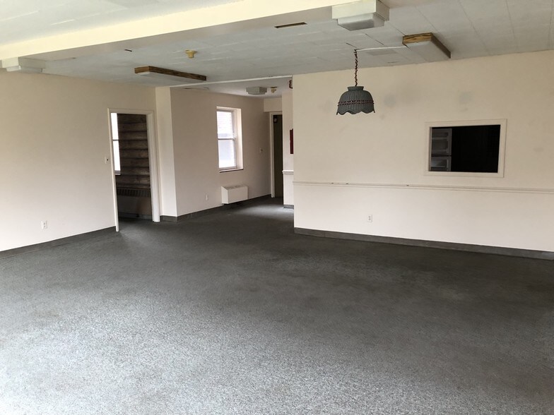 More Photos Of 18430 Utica Rd, Roseville Religious Facility For Sale