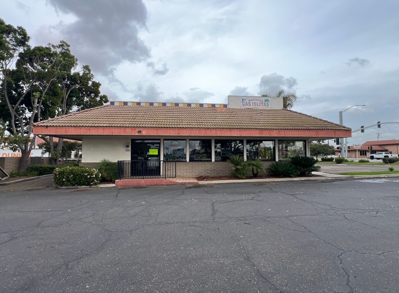 More Photos Of 1651 N Broadway, Santa Maria Restaurant For Lease