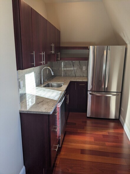 More Photos Of 29 Elm St, Morristown Medical For Sale