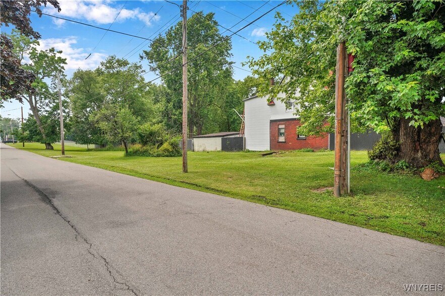 More Photos Of 2325 S Park Ave, Buffalo Apartments For Sale