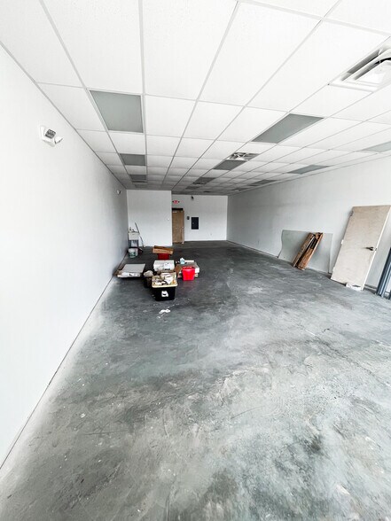 More Photos Of 535-541 Delsea Dr, Malaga Storefront For Lease