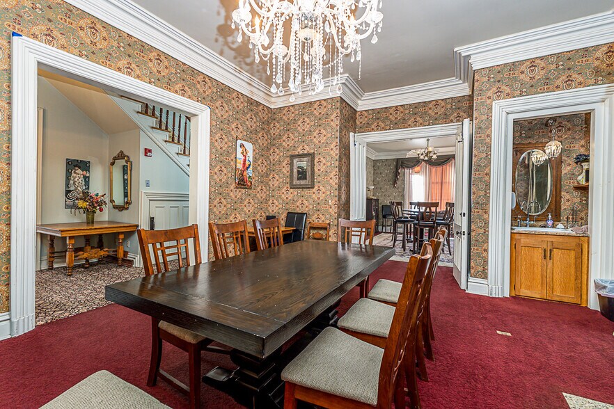 More Photos Of 399 Sinsinawa Ave, East Dubuque Specialty For Sale