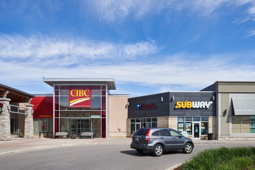 More Photos Of 450 Columbia St W, Waterloo Storefront For Lease