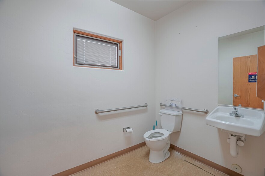 More Photos Of 3188B- 3194A, Prescott Valley Medical For Lease