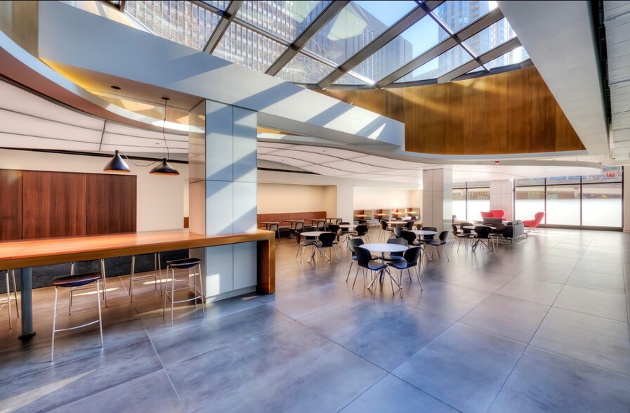 More Photos Of 205 N Michigan Ave, Chicago Office For Lease
