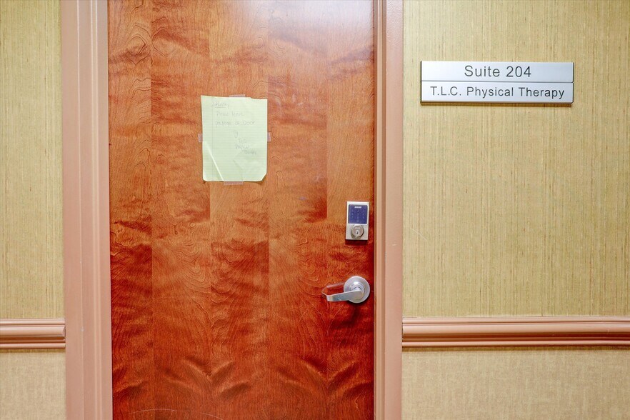 More Photos Of 176 US Highway 9, Englishtown Office For Lease