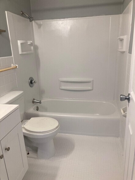 More Photos Of 4546 Tyler St Ne, Minneapolis Apartments For Sale