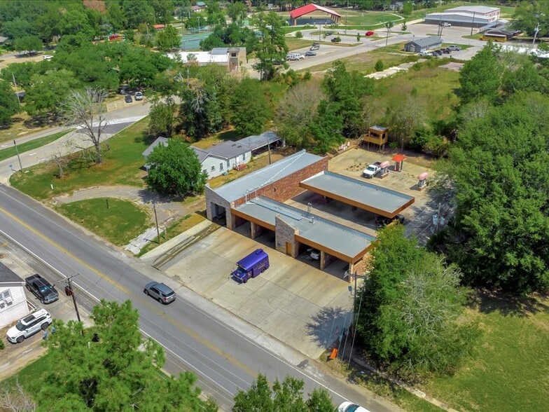 More Photos Of 611 Tenaha St, Center Carwash For Sale
