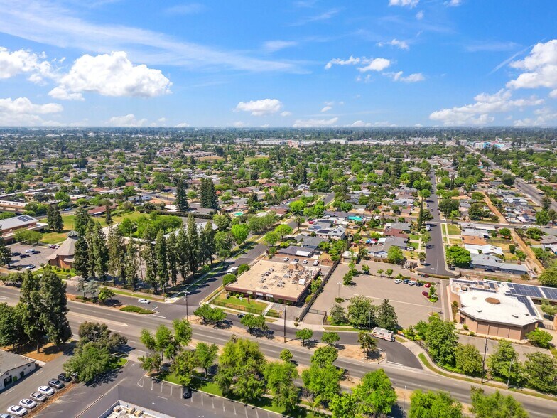 More Photos Of 3727 N 1st St, Fresno Medical For Sale