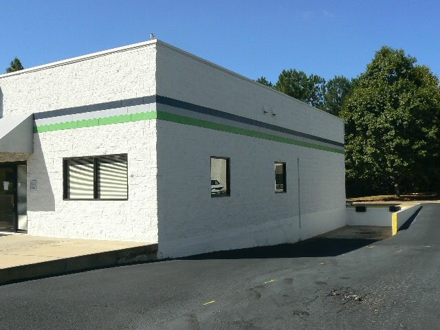 More Photos Of 222 Fairburn Industrial Blvd, Fairburn Warehouse For Sale