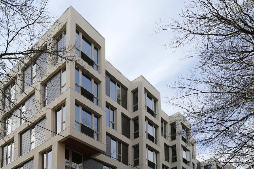 More Photos Of 2240-2250 NW Lovejoy St, Portland Apartments For Lease