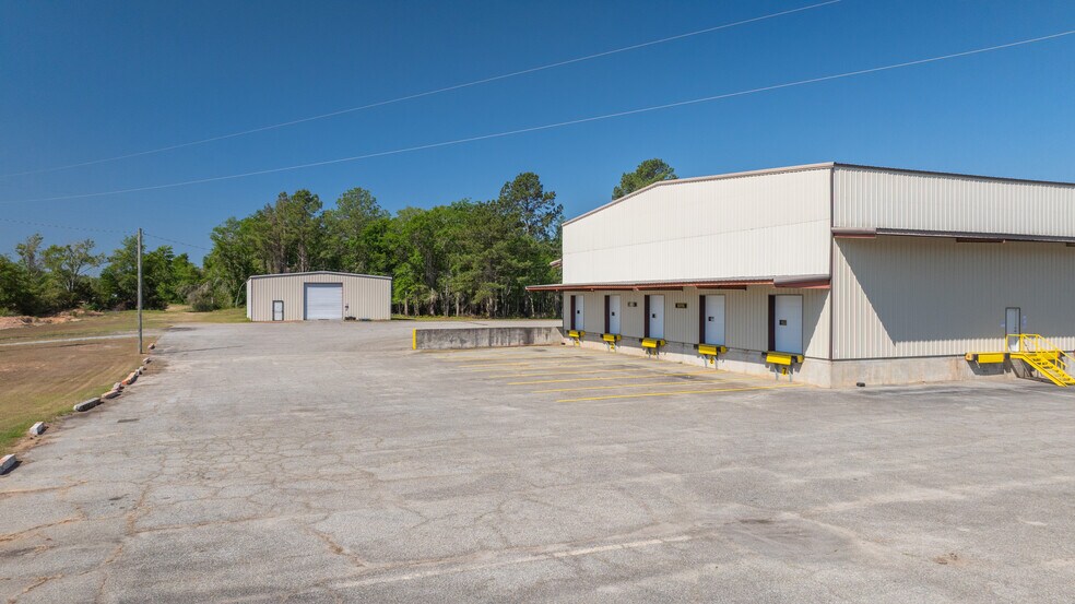 More Photos Of 2476 GA-76 Hwy, Adel Warehouse For Sale
