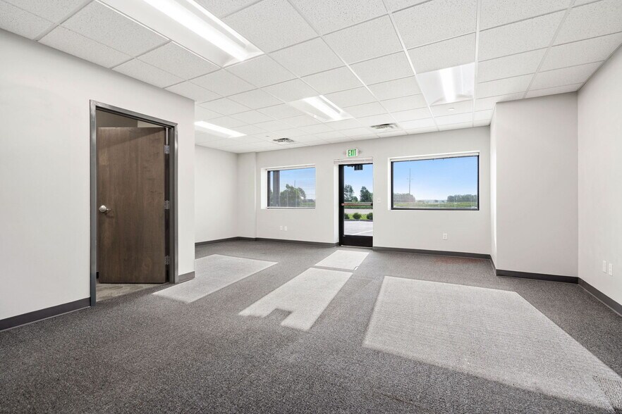 More Photos Of 3999 G W Bush Ave, Wellington Service For Sale