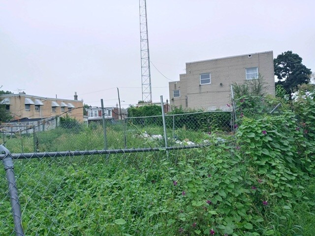 More Photos Of 100-102 W Gale St, Philadelphia Flex For Lease